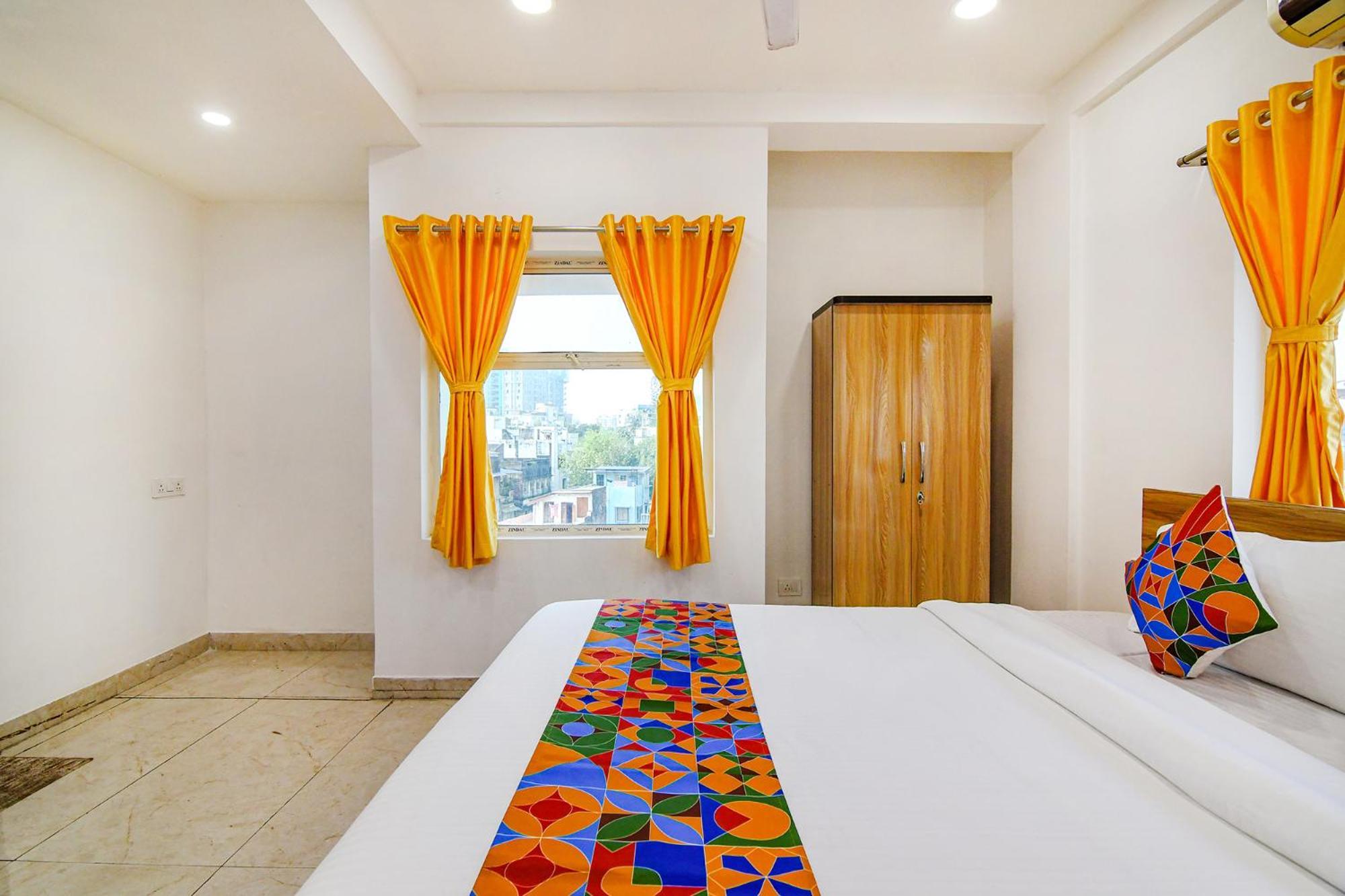 Fabhotel Grand Hazra Inn - Nr Ballygunge Station Hotel